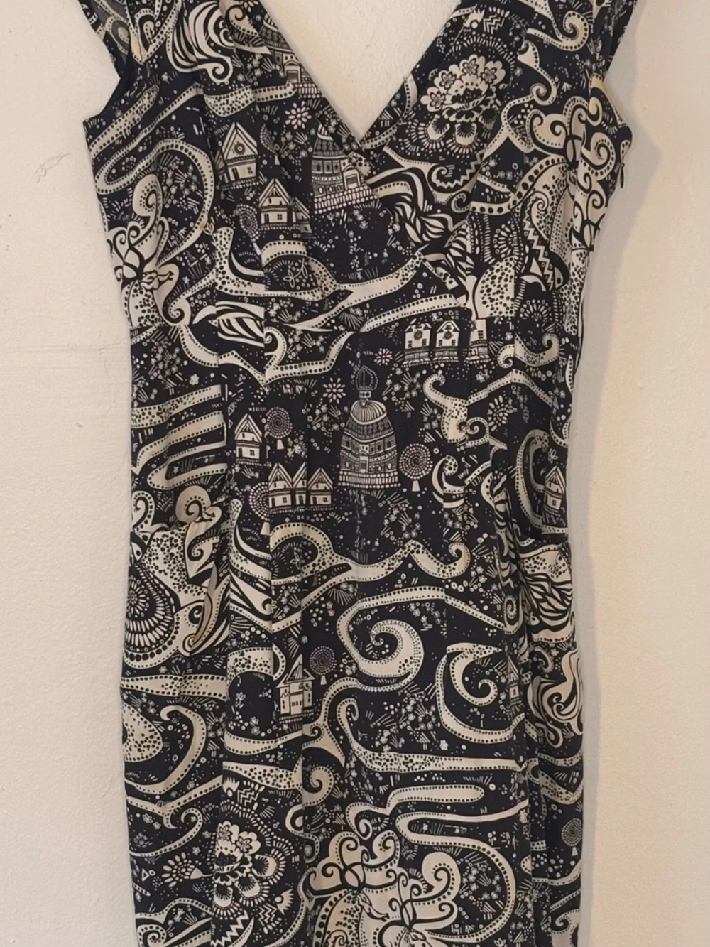 🌸 Moulinette Soeur Size 4 Anthropologie Swirling Villages Surplice Dress